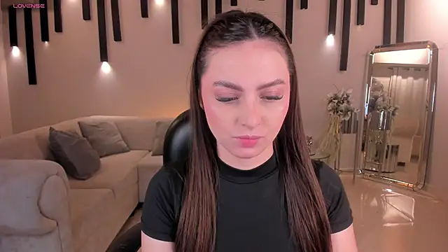 AliceHarper  online show from February 6, 2025, 3:27 am