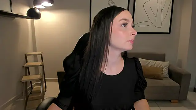 AliceHarper  online show from September 18, 2025, 7:05 pm