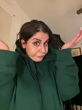 holyeroticss online show from February 2, 2025, 3:21 am