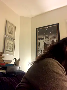 holyeroticss online show from October 25, 2025, 2:08 am