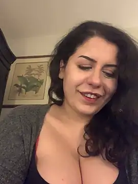 holyeroticss online show from January 13, 2026, 2:50 am