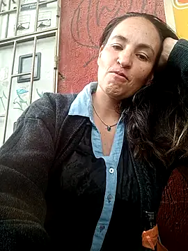 Snapshot of Divalive_28 chatting on October 24, 2025, 6:37 pm Divalive 28 online show from October 24, 2025, 6:37 pm