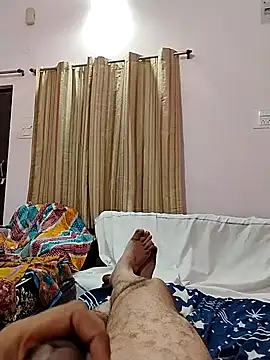 roadtucker123 online show from February 14, 2025, 4:31 pm