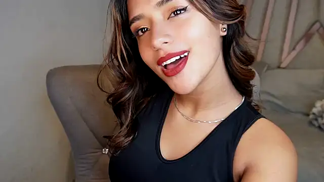 Rebecca 055 online show from April 7, 2026, 3:51 am