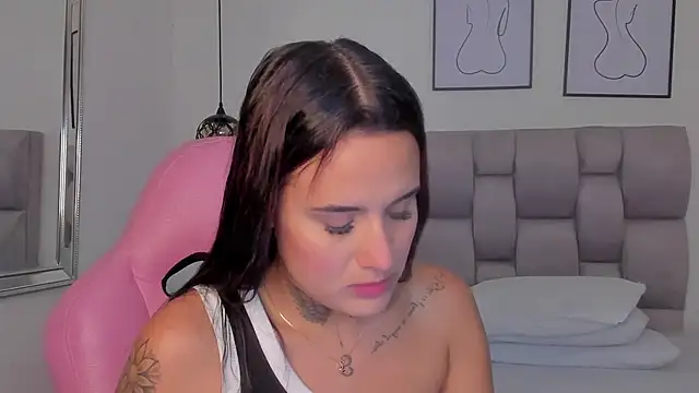 Susan-Sweet-7 online show from October 4, 2025, 8:18 pm