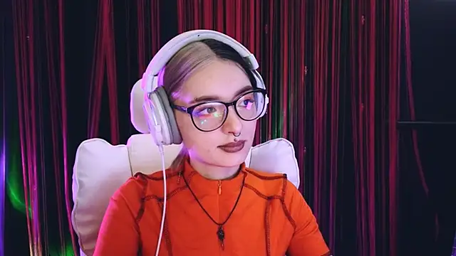 Avi Nile online show from March 18, 2025, 1:43 am