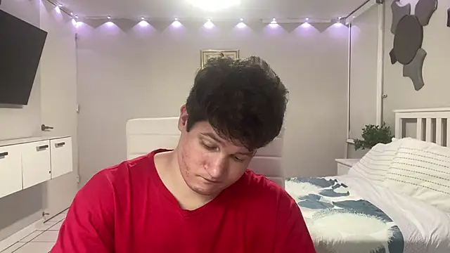 Lorenzo hernandez online show from March 5, 2025, 10:21 pm