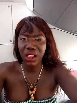 Snapshot of blackhotpartyts chatting on October 16, 2025, 12:06 pm blackhotpartyts online show from October 16, 2025, 12:06 pm