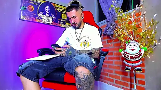 smoker445 online show from November 25, 2025, 1:05 am