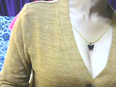 Snapshot of ishmita99 chatting on January 18, 2026, 7:01 am ishmita99 online show from January 18, 2026, 7:01 am