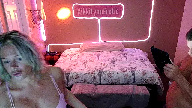 NikkiLynnErotic online show from November 29, 2025, 9:29 pm