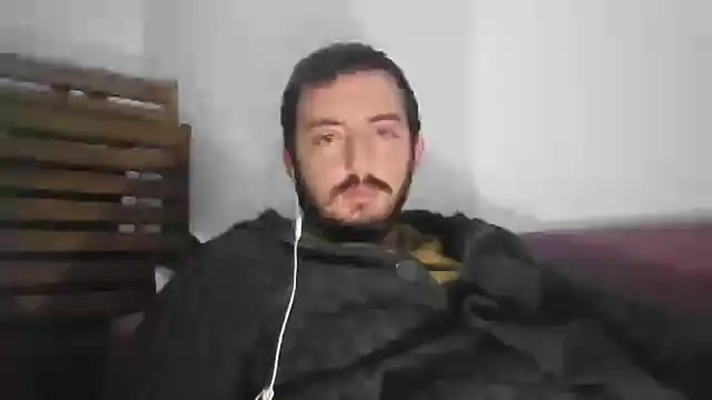 laynufff online show from December 28, 2024, 3:37 pm