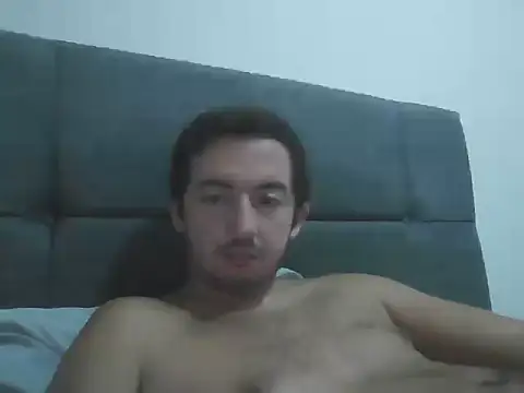 laynufff online show from September 29, 2025, 8:52 am