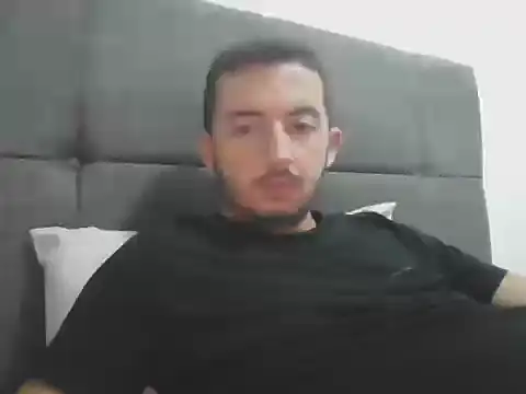 laynufff online show from October 7, 2025, 5:10 pm