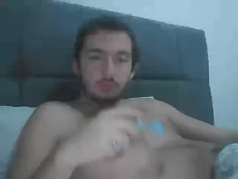 laynufff online show from November 16, 2025, 7:52 pm