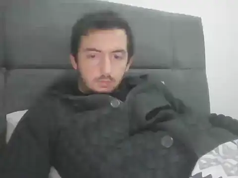 laynufff online show from November 29, 2025, 6:00 pm