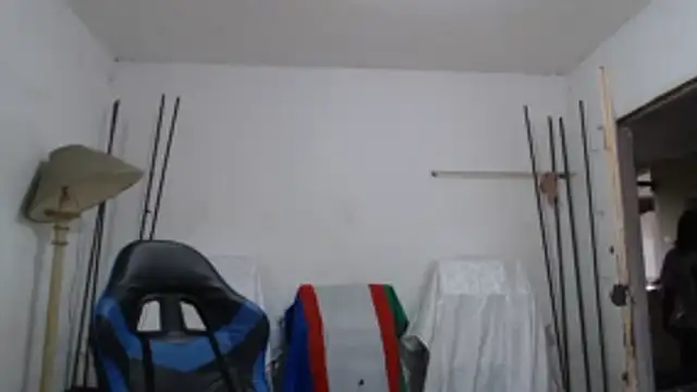 yohatinelly07 online show from November 12, 2025, 9:36 pm