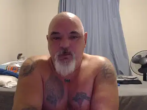 Snapshot of Newfiesausage1972 chatting on December 31, 2024, 10:37 am Newfiesausage1972 online show from December 31, 2024, 10:37 am