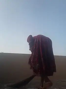 Simaran bhabhi online show from October 13, 2025, 1:38 am