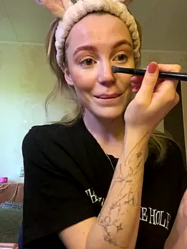 meanexx online show from October 10, 2025, 6:12 am