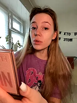 meanexx online show from December 5, 2025, 9:18 am