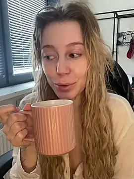 meanexx online show from February 25, 2026, 7:51 am