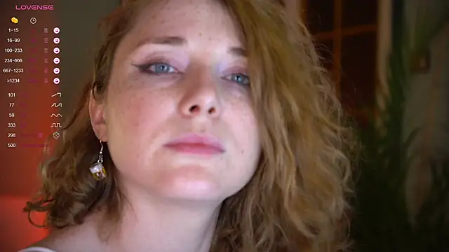 Snapshot of Your_phobia chatting on October 10, 2025, 7:02 pm Your phobia online show from October 10, 2025, 7:02 pm