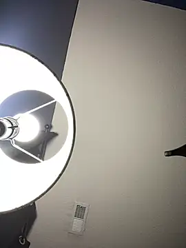 macchiatoD online show from February 8, 2025, 7:59 am