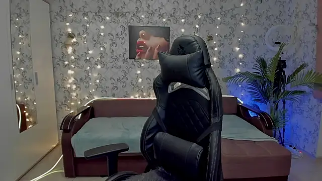 Snapshot of Eva_Rosec chatting on December 25, 2024, 3:06 pm Eva Rosec online show from December 25, 2024, 3:06 pm