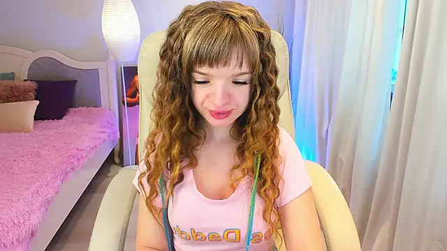 Snapshot of Eva_Rosec chatting on February 7, 2025, 7:07 am Eva Rosec online show from February 7, 2025, 7:07 am