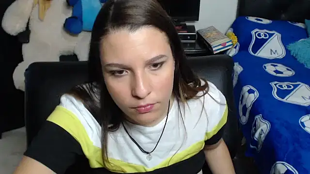 Snapshot of alexia_87 chatting on January 19, 2025, 11:10 pm alexia 87 online show from January 19, 2025, 11:10 pm