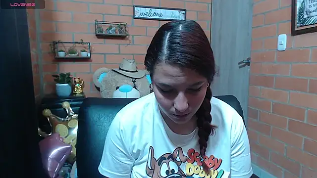 alexia 87 online show from September 28, 2025, 6:24 pm