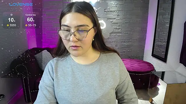 conniejames m online show from May 20, 2026, 10:54 am