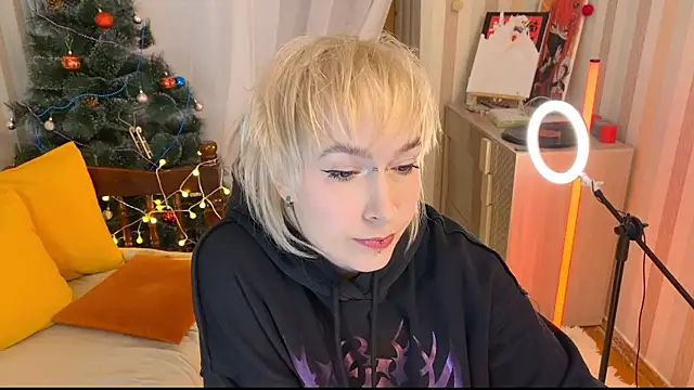 EmmyAmbros online show from January 16, 2026, 9:19 pm