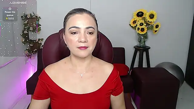 ana milf online show from March 28, 2026, 1:54 pm