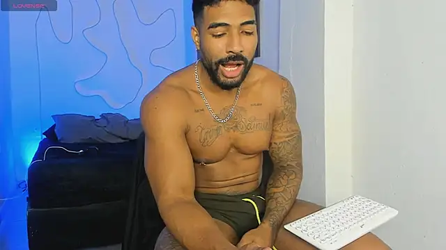 Xander Str0ng online show from November 3, 2025, 12:28 pm