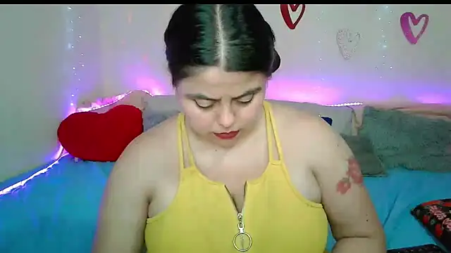 celestehot707rs online show from March 18, 2025, 10:48 pm