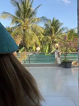 BabyThree  online show from March 27, 2026, 9:21 am