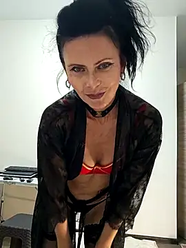 Snapshot of GannaWind chatting on December 5, 2025, 2:03 pm GannaWind online show from December 5, 2025, 2:03 pm