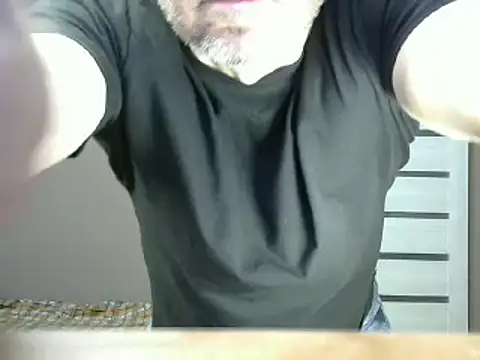 Snapshot of HarrySnake chatting on January 10, 2025, 12:15 pm HarrySnake online show from January 10, 2025, 12:15 pm