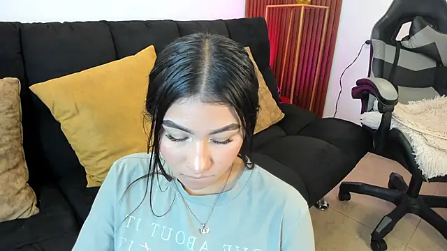 Snapshot of Zayda_1 chatting on September 29, 2025, 7:40 pm Zayda 1 online show from September 29, 2025, 7:40 pm