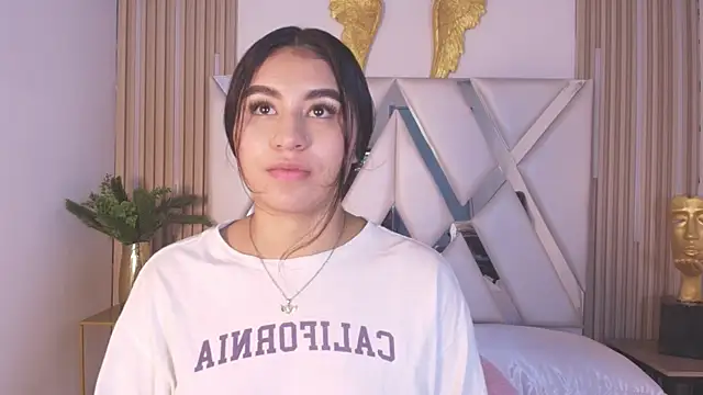 Snapshot of Zayda_1 chatting on October 10, 2025, 3:11 pm Zayda 1 online show from October 10, 2025, 3:11 pm