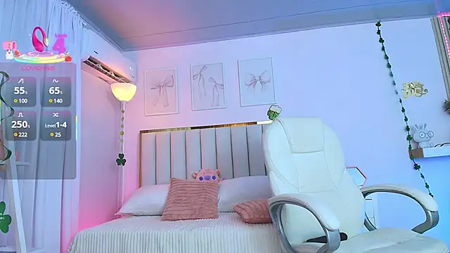 Cristall Bunny online show from March 18, 2025, 3:42 am