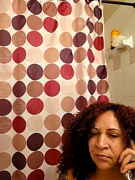 ladycreamypr2 online show from May 25, 2026, 6:14 pm