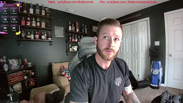 Snapshot of chillinthemosttt chatting on October 29, 2025, 3:14 pm chillinthemosttt online show from October 29, 2025, 3:14 pm