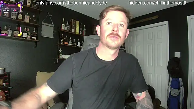 Snapshot of chillinthemosttt chatting on March 9, 2026, 3:10 am chillinthemosttt online show from March 9, 2026, 3:10 am