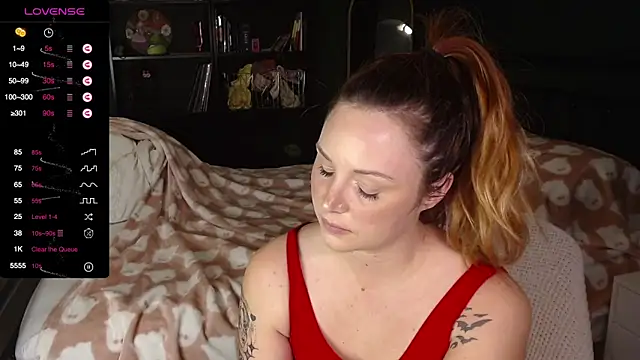 Snapshot of Blaze_Baby chatting on January 28, 2025, 4:30 pm Blaze Baby online show from January 28, 2025, 4:30 pm