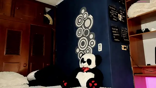 Snapshot of Teo_skinny chatting on March 18, 2026, 11:30 pm Teo skinny online show from March 18, 2026, 11:30 pm