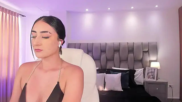 kendra scoth online show from February 10, 2025, 9:58 pm