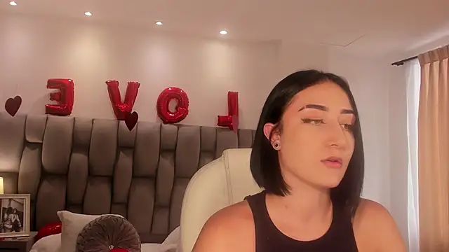 kendra scoth online show from February 15, 2025, 7:28 pm